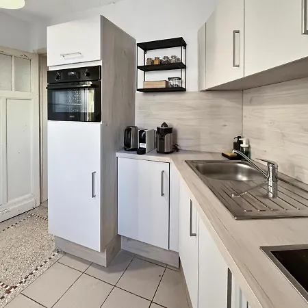 Apartment Cozy - Zurenborg Skyline